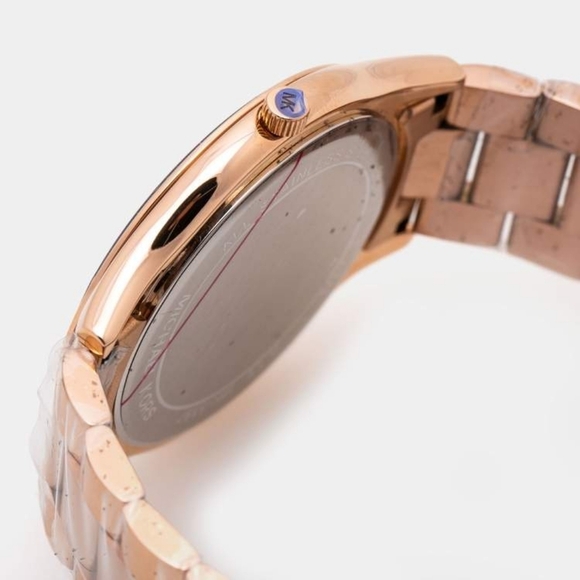 Michael Kors Runway Watch (MK3179) – Stunning NIB! - Picture 7 of 8